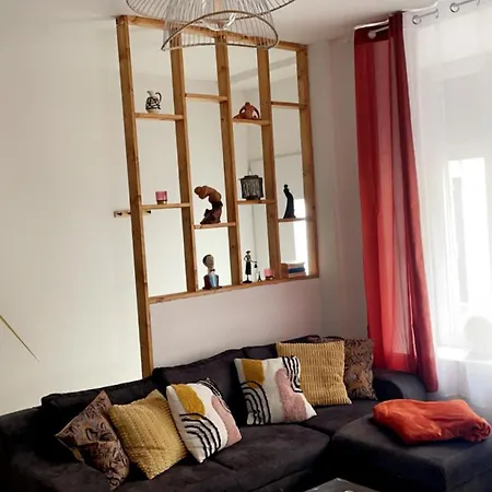 La Maison Des Artistes Plein Centre Familiale Apartmán Boulogne-sur-Mer