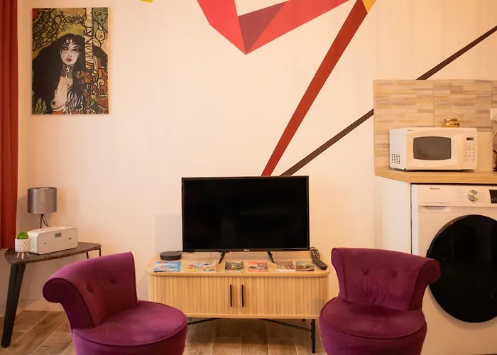 La Maison Des Artistes Plein Centre Familiale